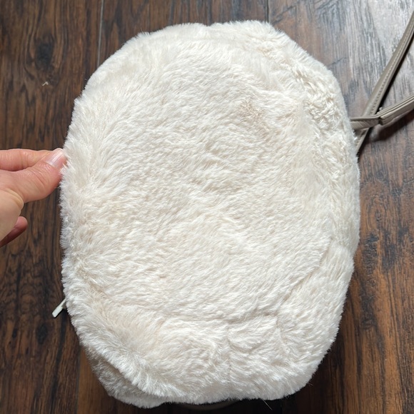 Urban Renewal Cream Faux Fur Tassel Purse - Picture 7 of 10